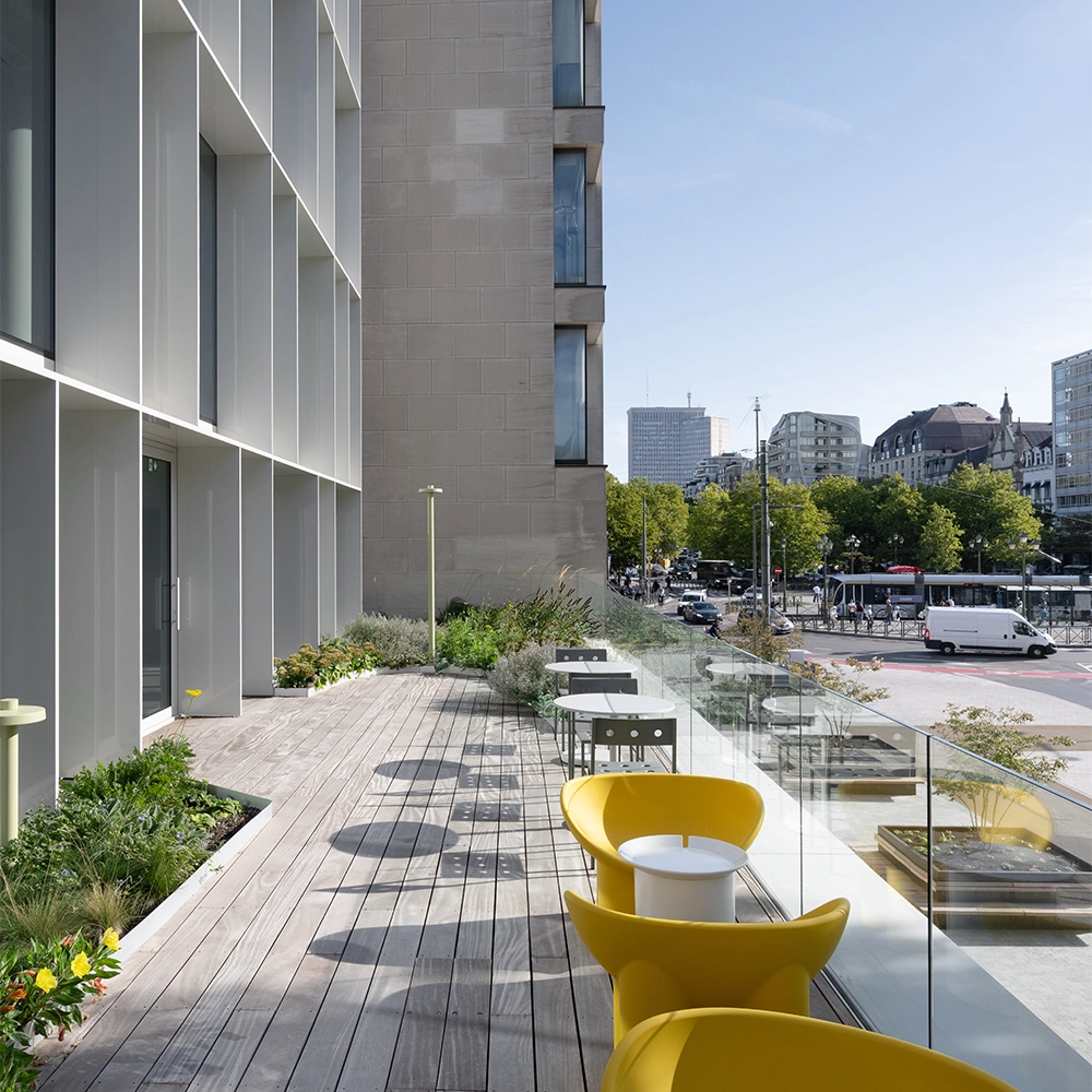 LUXIA_TERRACE